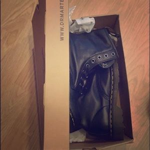 NIB Dr. Martens 1460 Black Nappa size 8US